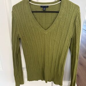 Tommy Hilfiger Women's Green V-Neck Sweater